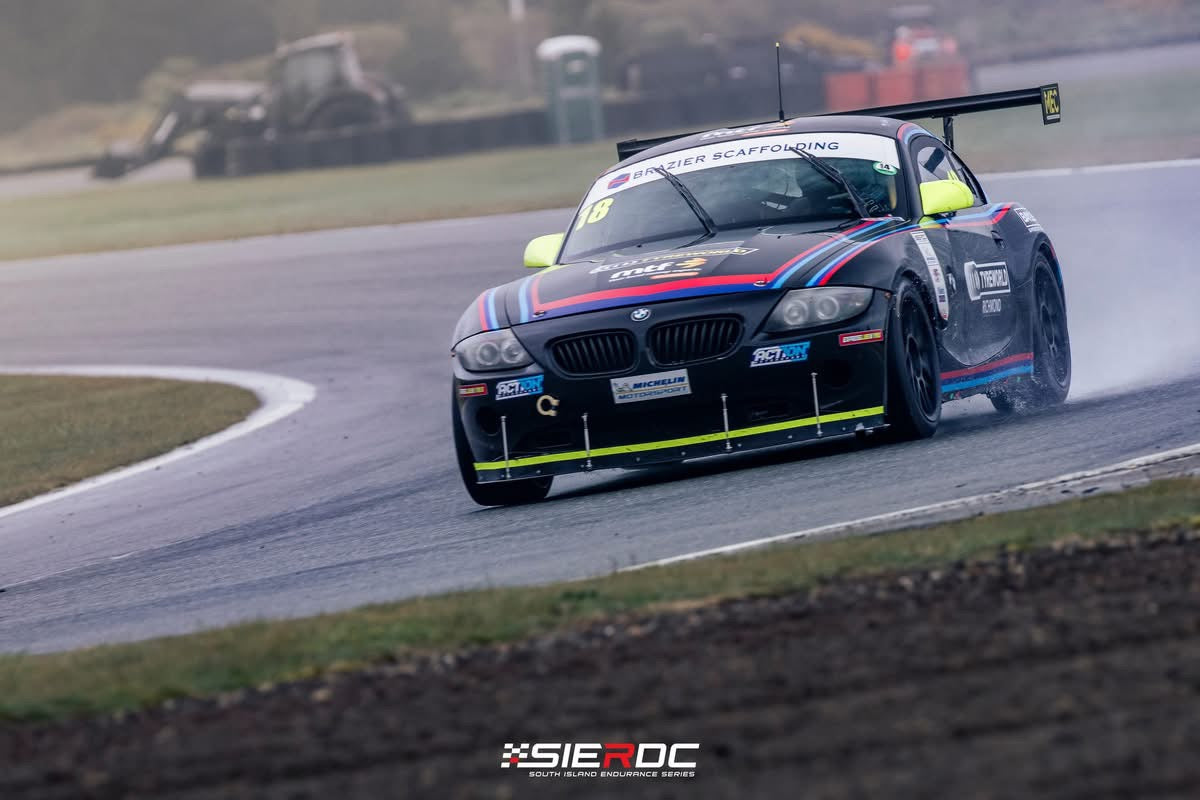 PERFORMANCE & MOTORSPORT