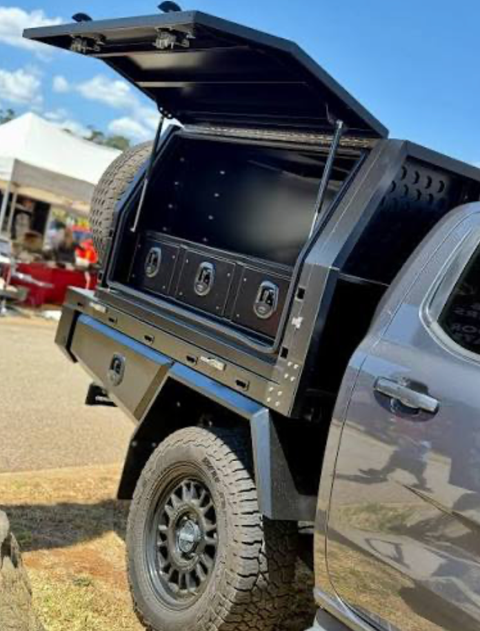 Tray & Tonneau Accessories